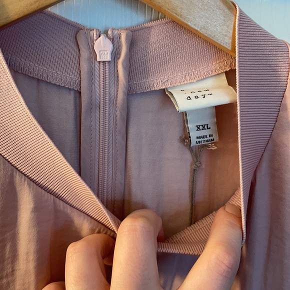 High neck slinky tank - Picture 2 of 5